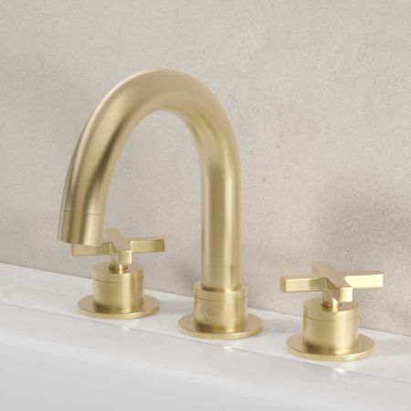 Bayor Deck Mounted 3 Hole Bath Filler - Crosshead