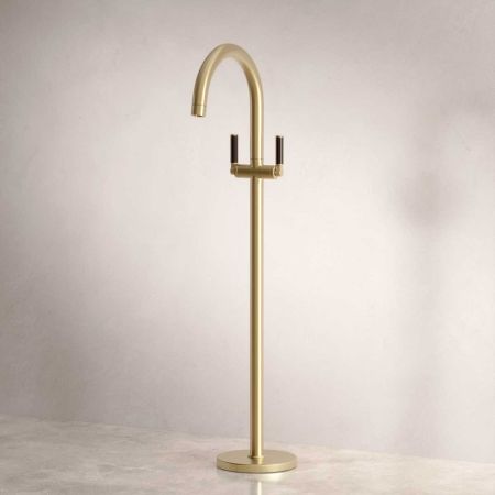 Senska - Bath Filler - Floor Mounted - Black Lever - Brushed Brass