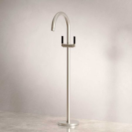 Senska - Bath Filler - Floor Mounted - Black Lever - Brushed Nickel