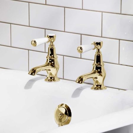 Linton White Lever 3/4 BSP Bath Pillar Taps Timeless Brass