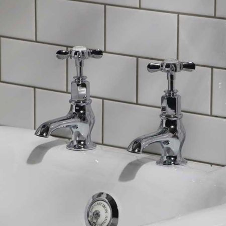 Aysgarth X Top 3/4 BSP Bath Pillar Taps Chrome