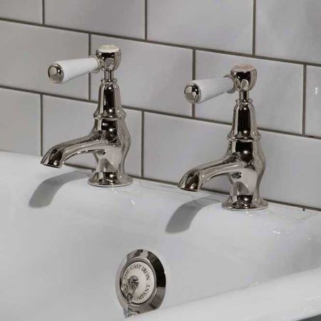 Linton White Lever 3/4 BSP Bath Pillar Taps Polished Nickel