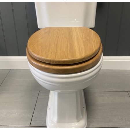Silverdale Traditional Wooden Toilet Seat With Bar Hinge