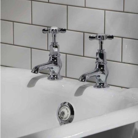 Aysgarth X Top 3/4 BSP Bath Pillar Taps
