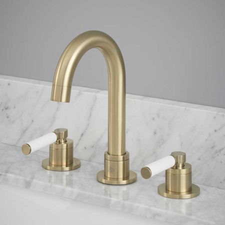 Senska - 3-Hole Basin Mixer - Deck Mounted - White Lever - Brushed Brass