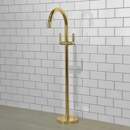 Senska - Bath Filler - Floor Mounted - Metal Lever - Polished Brass