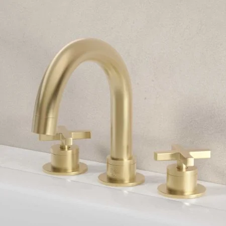 Bayor Deck Mounted 3 Hole Bath Filler - Crosshead