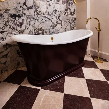 The La Rochelle Bateau Cast Iron Bath