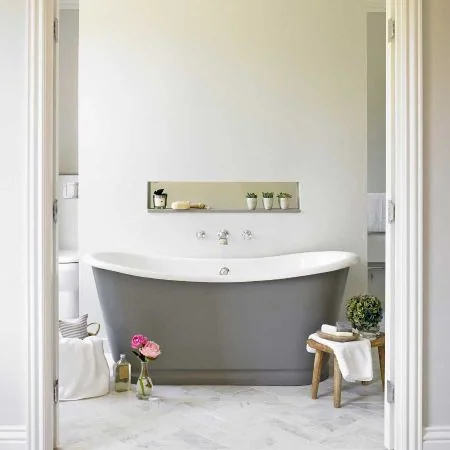 The La Rochelle Bateau Cast Iron Bath