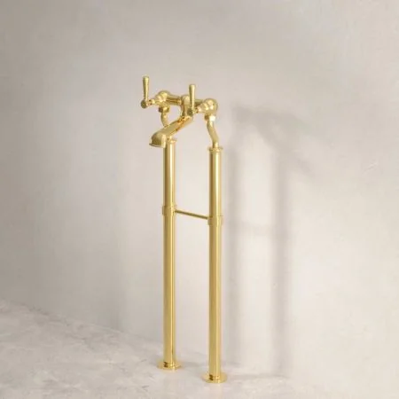 Linton Floor Mounted 2 Hole Bath Filler - Metal Lever