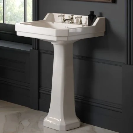 Tamar Medium Basin and Pedestal