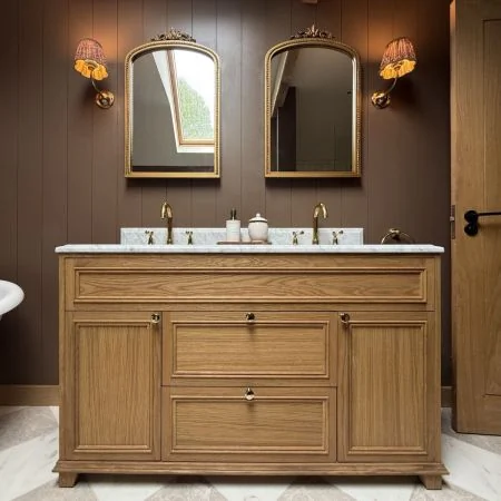 Wytham 1350mm Traditional 2 Door and Drawer Double Vanity Unit with Carrara Marble Top