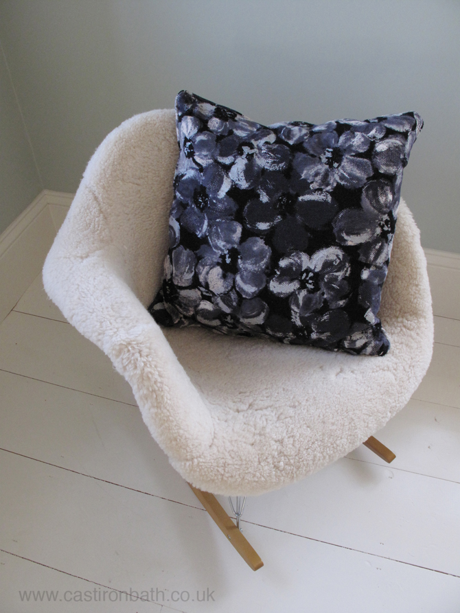 chair-cast-iron-bath-company