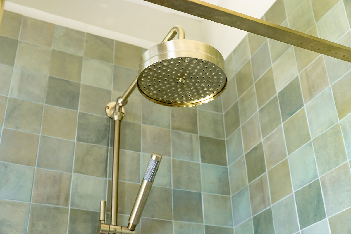 sh-nordic-bayor-shower-rose-brushed-brass