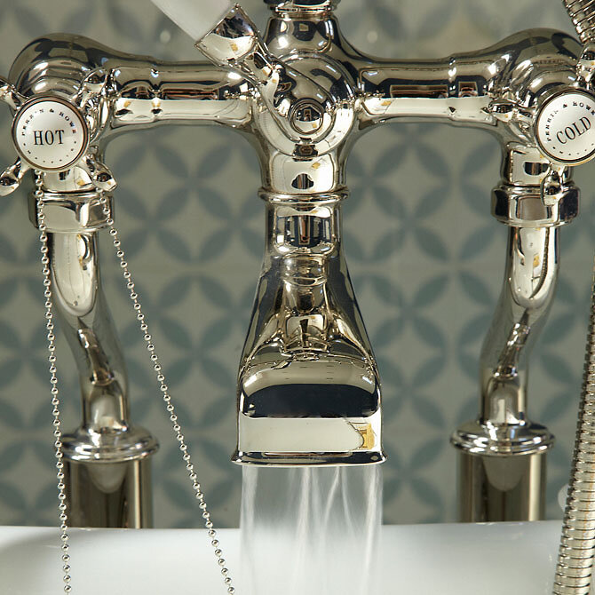 how-to-detox-with-epsom-salts-in-your-cast-iron-bath
