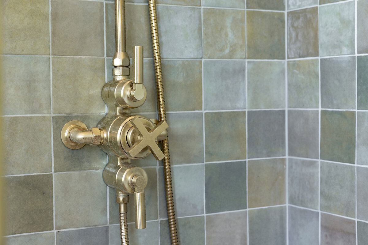 sh-nordic-bayor-dual-shower-valve-brushed-brass