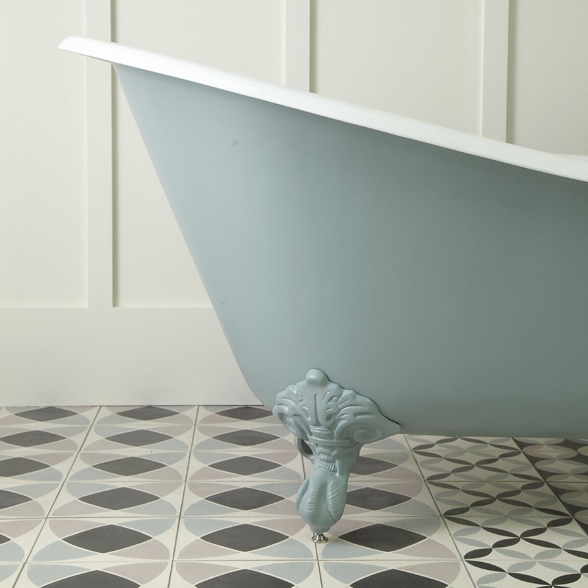 clp-basins-ash-type-clawfoot-1200x1200
