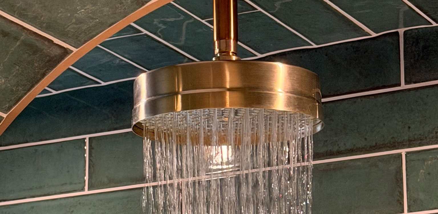 totnes-bayor-shower-rose-running-water-3
