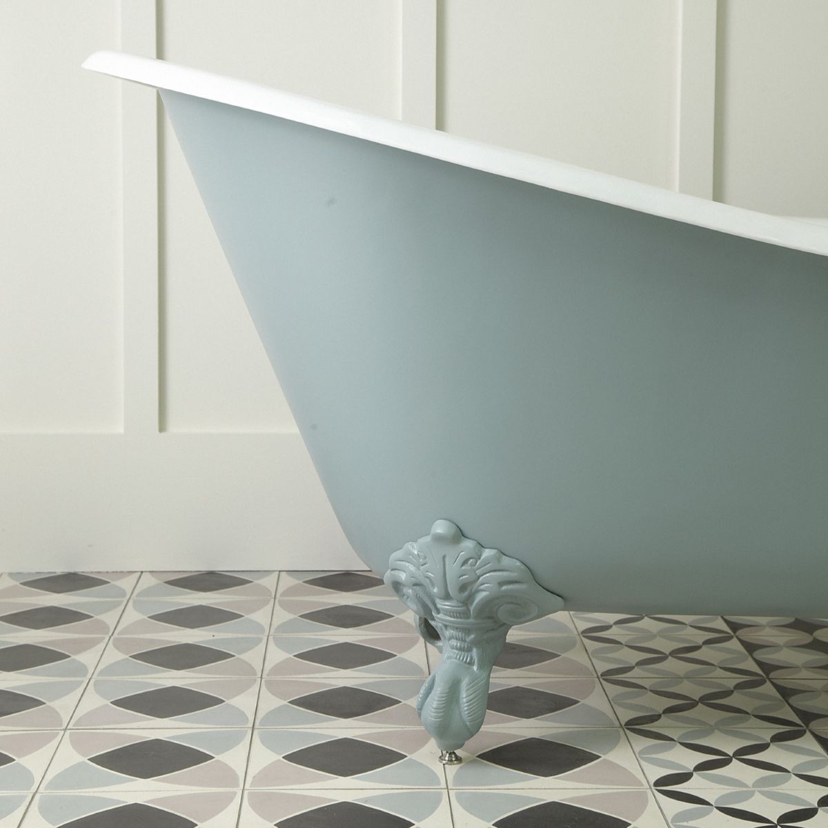 clp-basins-ash-type-clawfoot-1200x1200