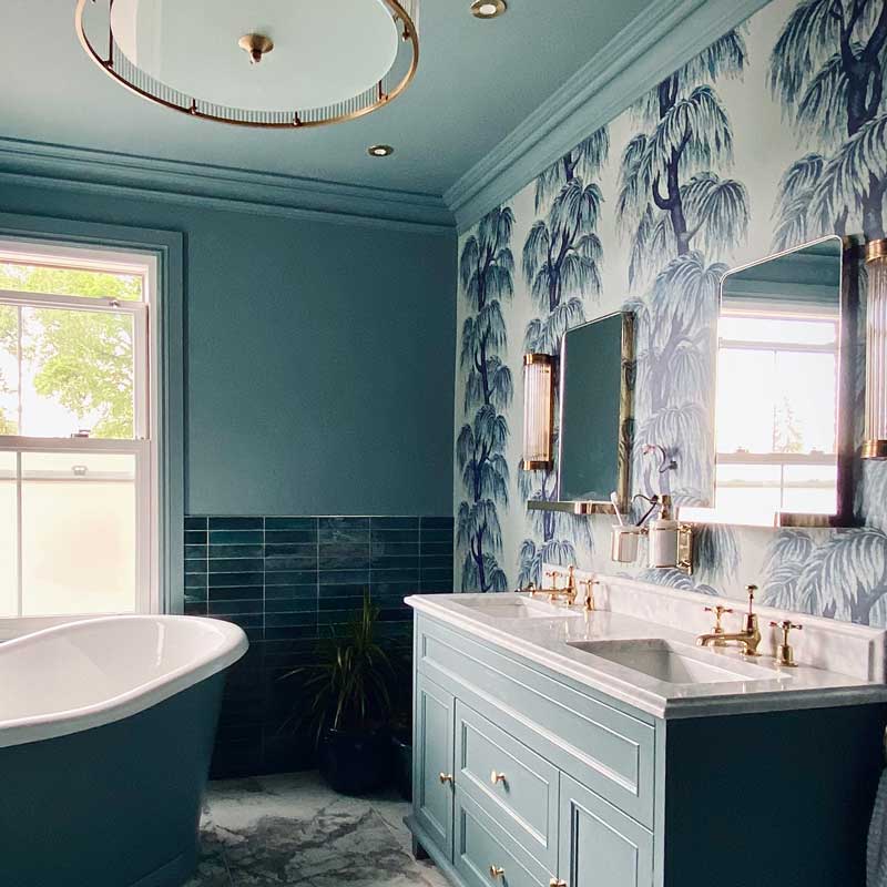 pattern-in-the-bathroom