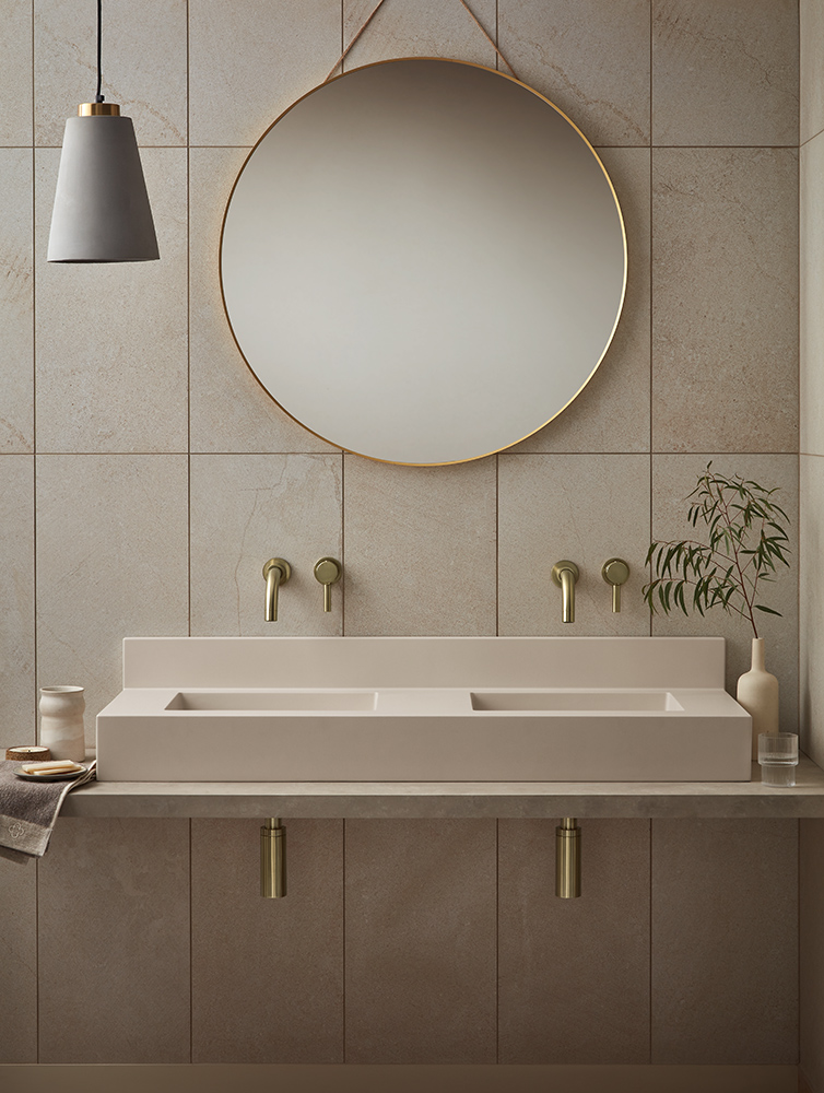 super_hero_xanti_white_1